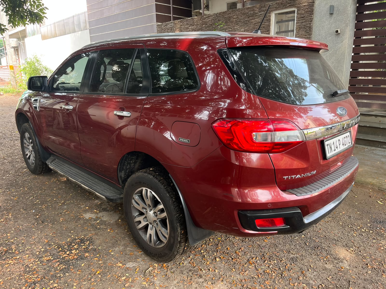 Ford Endeavour - Image 3